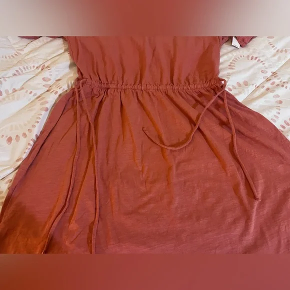 Old Navy - Picture 3 of 4